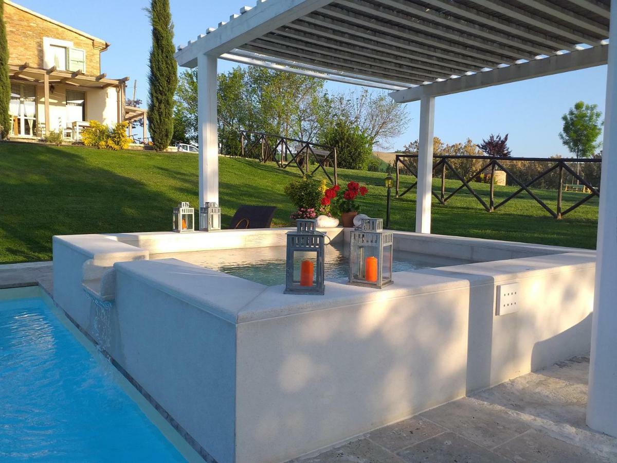 Le Maracla Country House Jesi Exterior foto