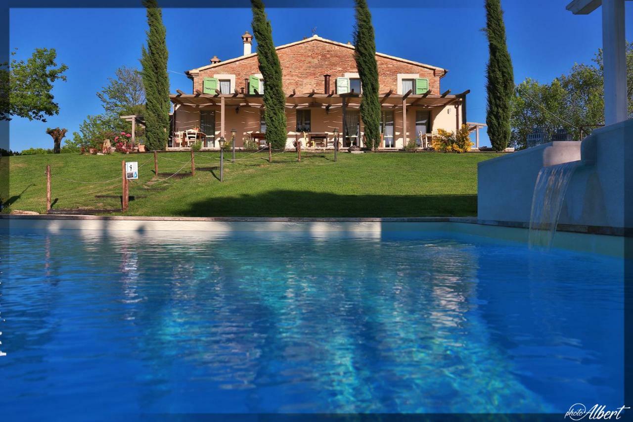 Le Maracla Country House Jesi Exterior foto