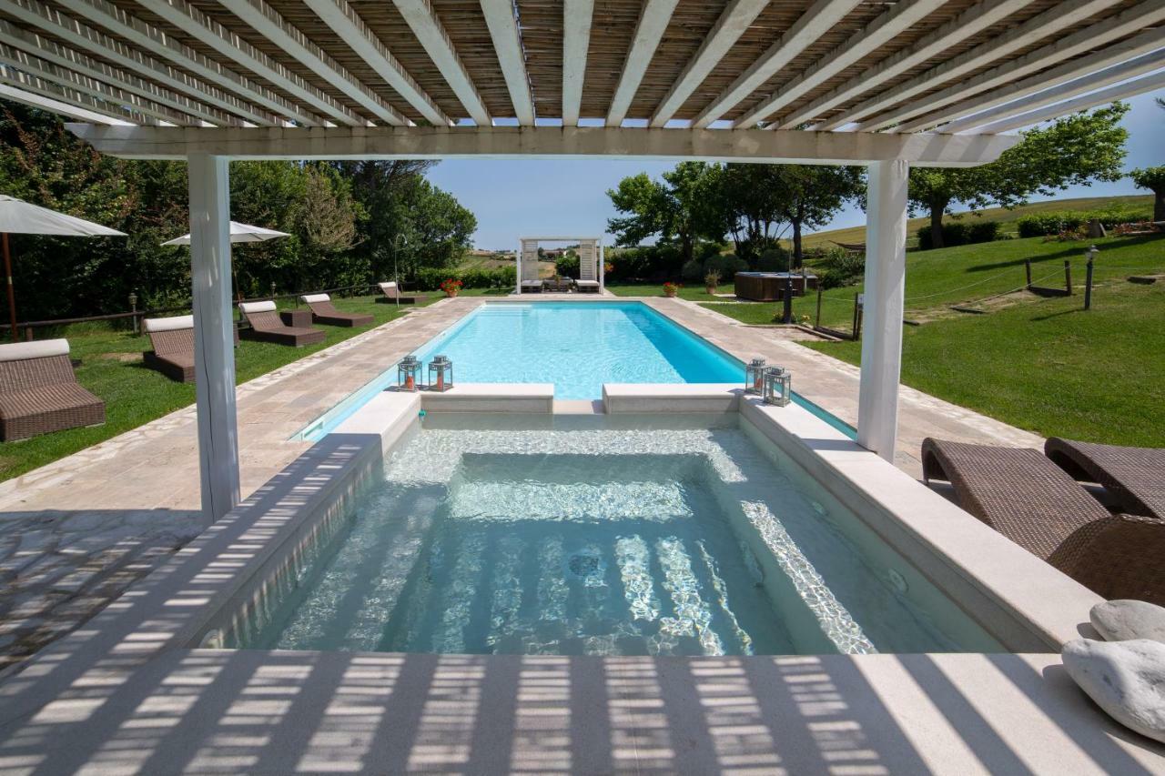 Le Maracla Country House Jesi Exterior foto