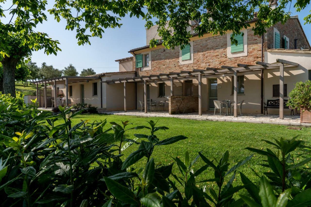 Le Maracla Country House Jesi Exterior foto