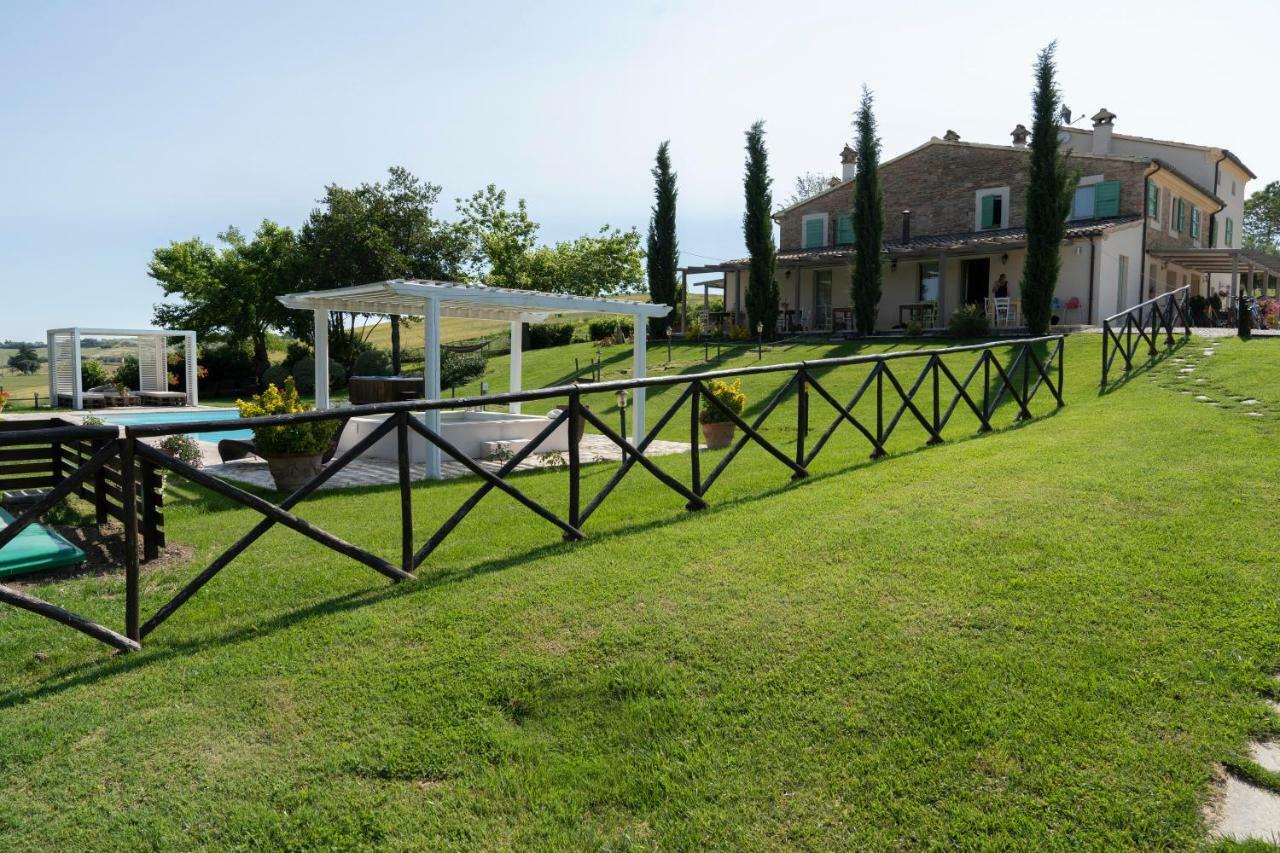 Le Maracla Country House Jesi Exterior foto