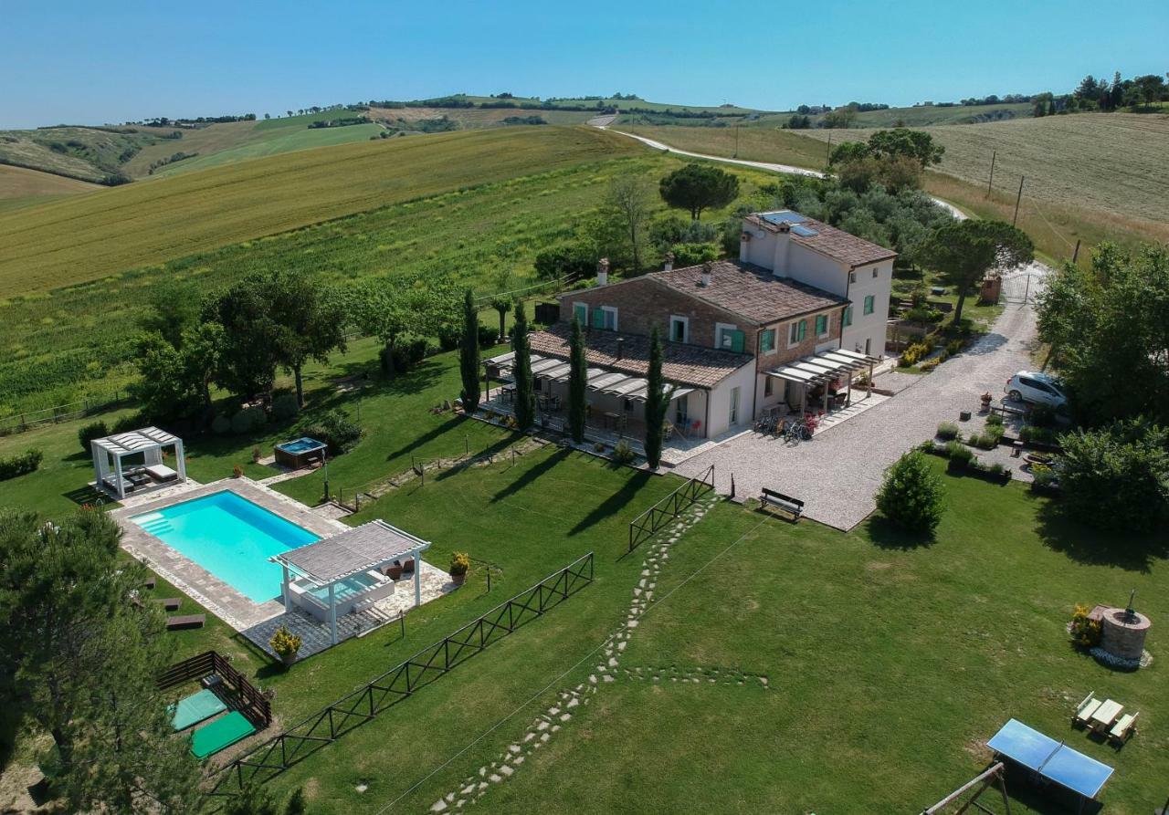 Le Maracla Country House Jesi Exterior foto